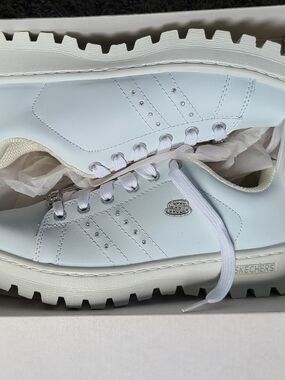 Skechers Blue Brand Shoe Box with Logo